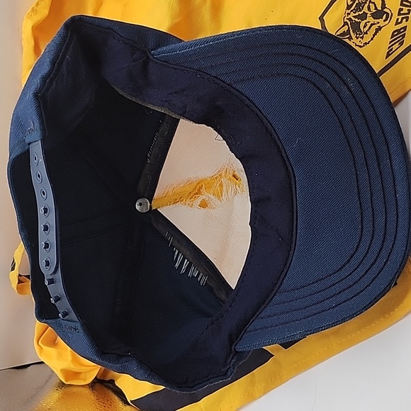 Vintage Cub Scout Ball Cap & 2 Scarves - Picture 4 of 9